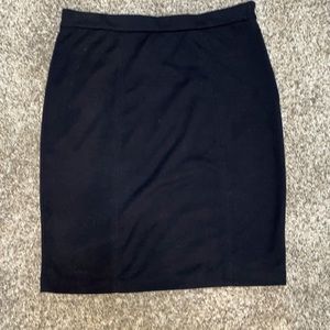 Stretchy pencil skirt